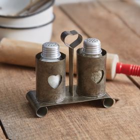 Primitive Heart Salt and Pepper Caddy