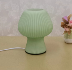 Glass Retro Bedside Table Lamp (Option: Green-button switch-US)